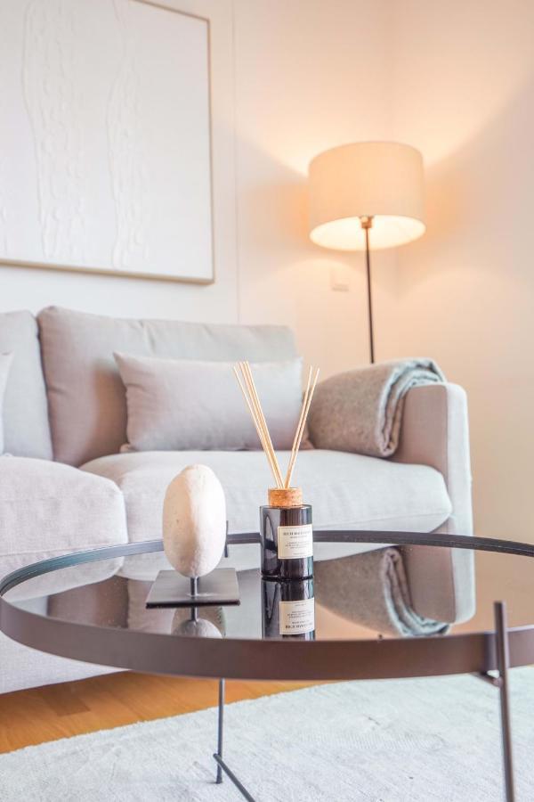 Suite In High-Rise On The Danube Viena Exterior foto